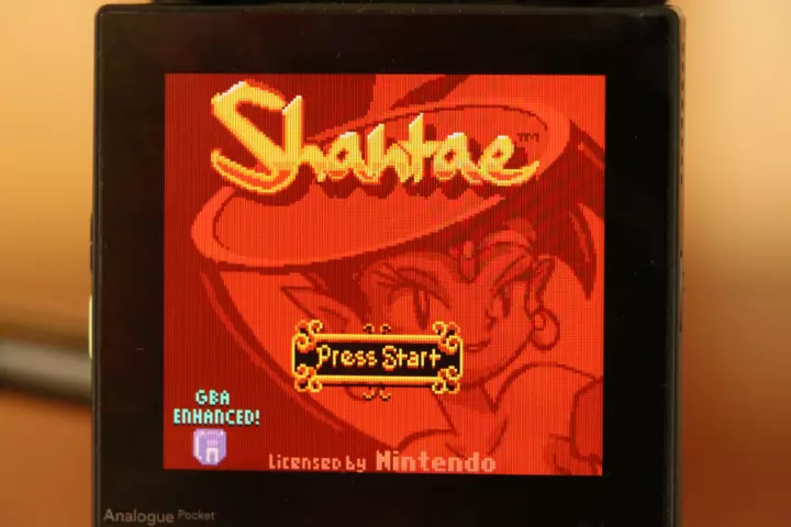 Analogue pocket running a game